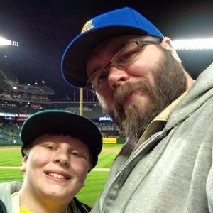 Meet your Posher, Aaron